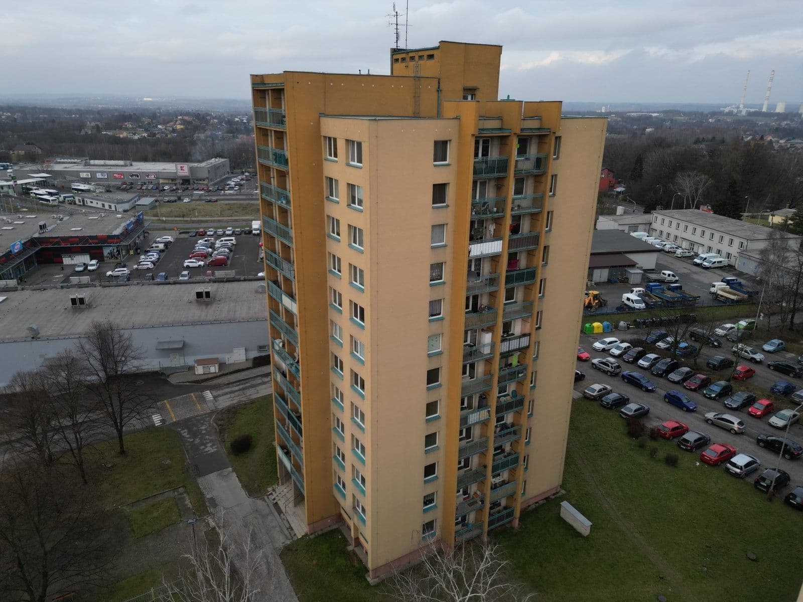 Pronájem bytu 1+kk 28 m², Okružní, Orlová, Moravskoslezský kraj Pronájem bytu 1+kk 28 m², Okružní, Orlová, Moravskoslezský kraj