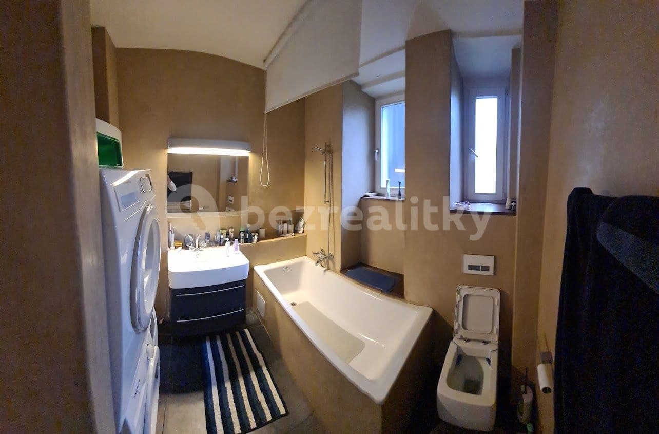 Pronájem bytu 3+kk 66 m², Haškova, Praha, Praha Pronájem bytu 3+kk 66 m², Haškova, Praha, Praha