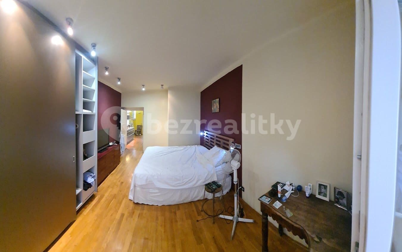 Pronájem bytu 3+kk 66 m², Haškova, Praha, Praha Pronájem bytu 3+kk 66 m², Haškova, Praha, Praha