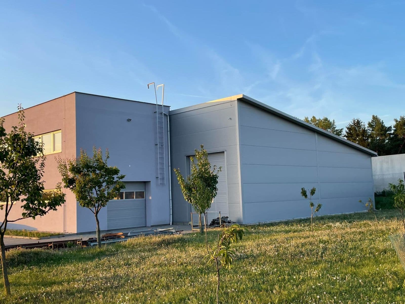 Prodej nebytového prostoru 4.576 m², Ořechov, Zlínský kraj Prodej nebytového prostoru 4.576 m², Ořechov, Zlínský kraj