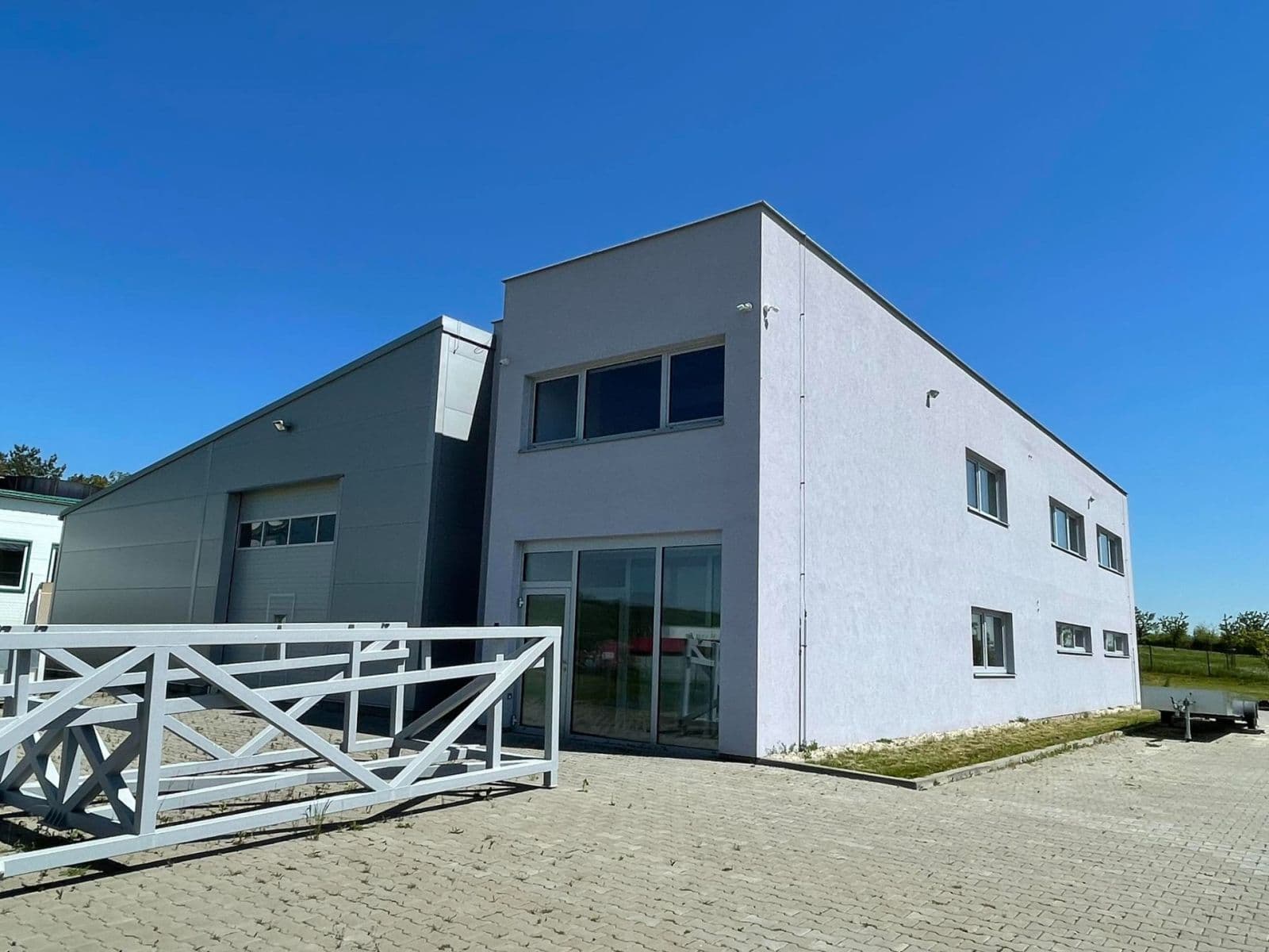 Prodej nebytového prostoru 4.576 m², Ořechov, Zlínský kraj Prodej nebytového prostoru 4.576 m², Ořechov, Zlínský kraj