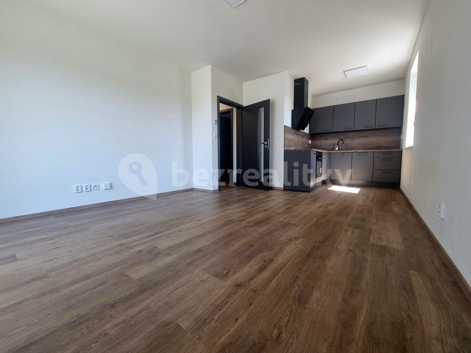 Pronájem bytu 2+kk 52 m², Zámečnická, Nymburk, Středočeský kraj Pronájem bytu 2+kk 52 m², Zámečnická, Nymburk, Středočeský kraj