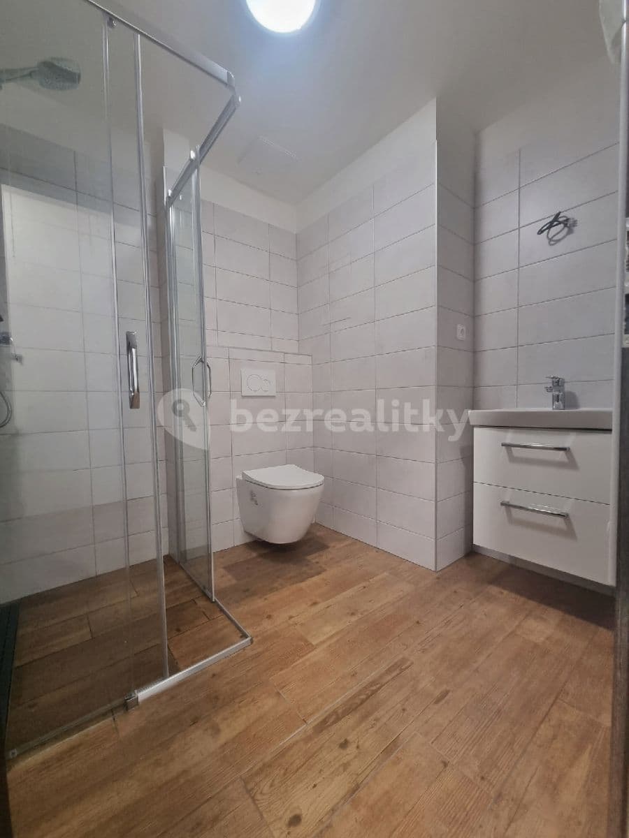 Pronájem bytu 2+kk 52 m², Zámečnická, Nymburk, Středočeský kraj Pronájem bytu 2+kk 52 m², Zámečnická, Nymburk, Středočeský kraj