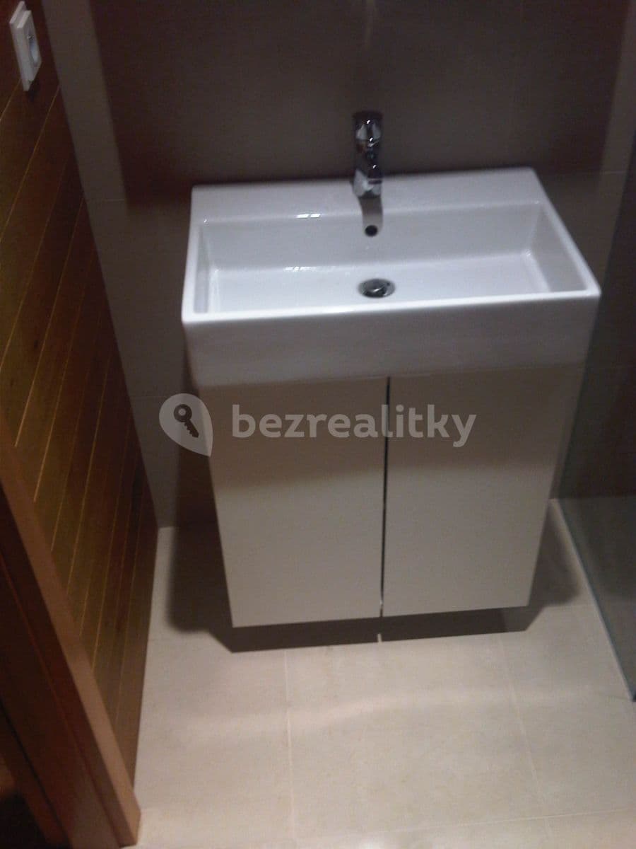 Pronájem bytu 2+kk 55 m², U Studánky, Praha, Praha Pronájem bytu 2+kk 55 m², U Studánky, Praha, Praha