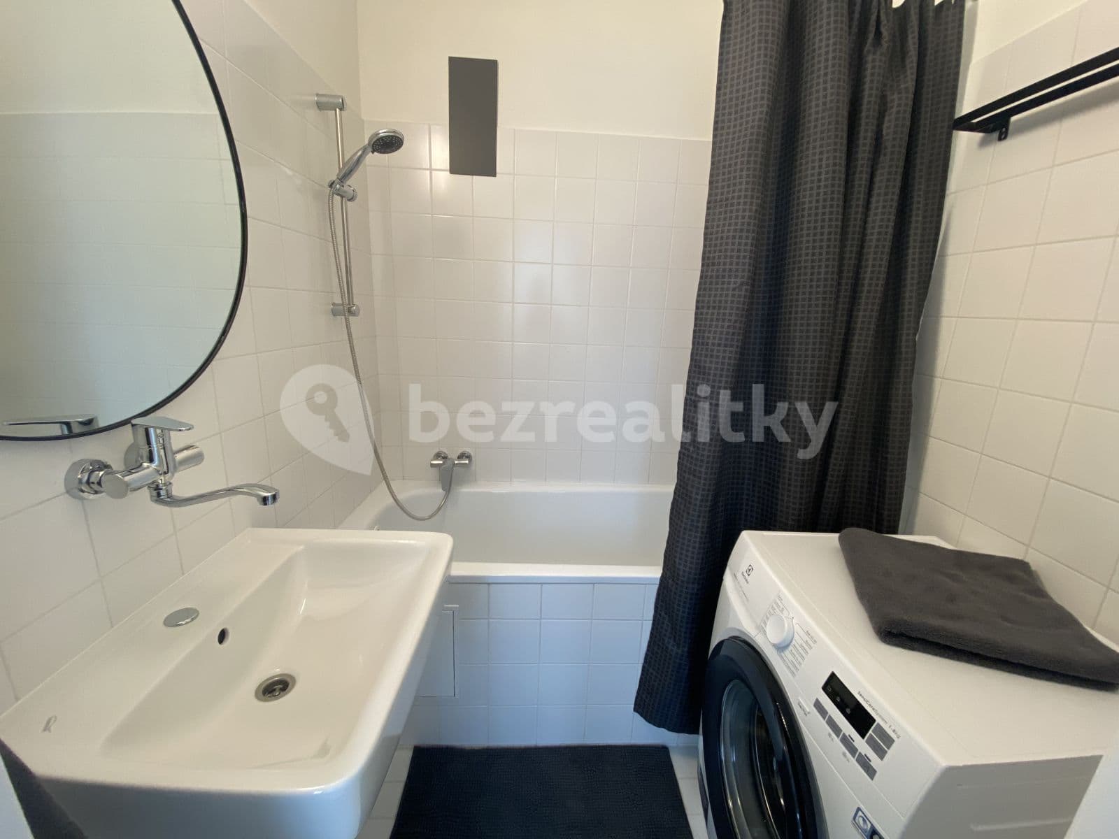 Pronájem bytu 2+1 59 m², Dubová, Brno, Jihomoravský kraj Pronájem bytu 2+1 59 m², Dubová, Brno, Jihomoravský kraj