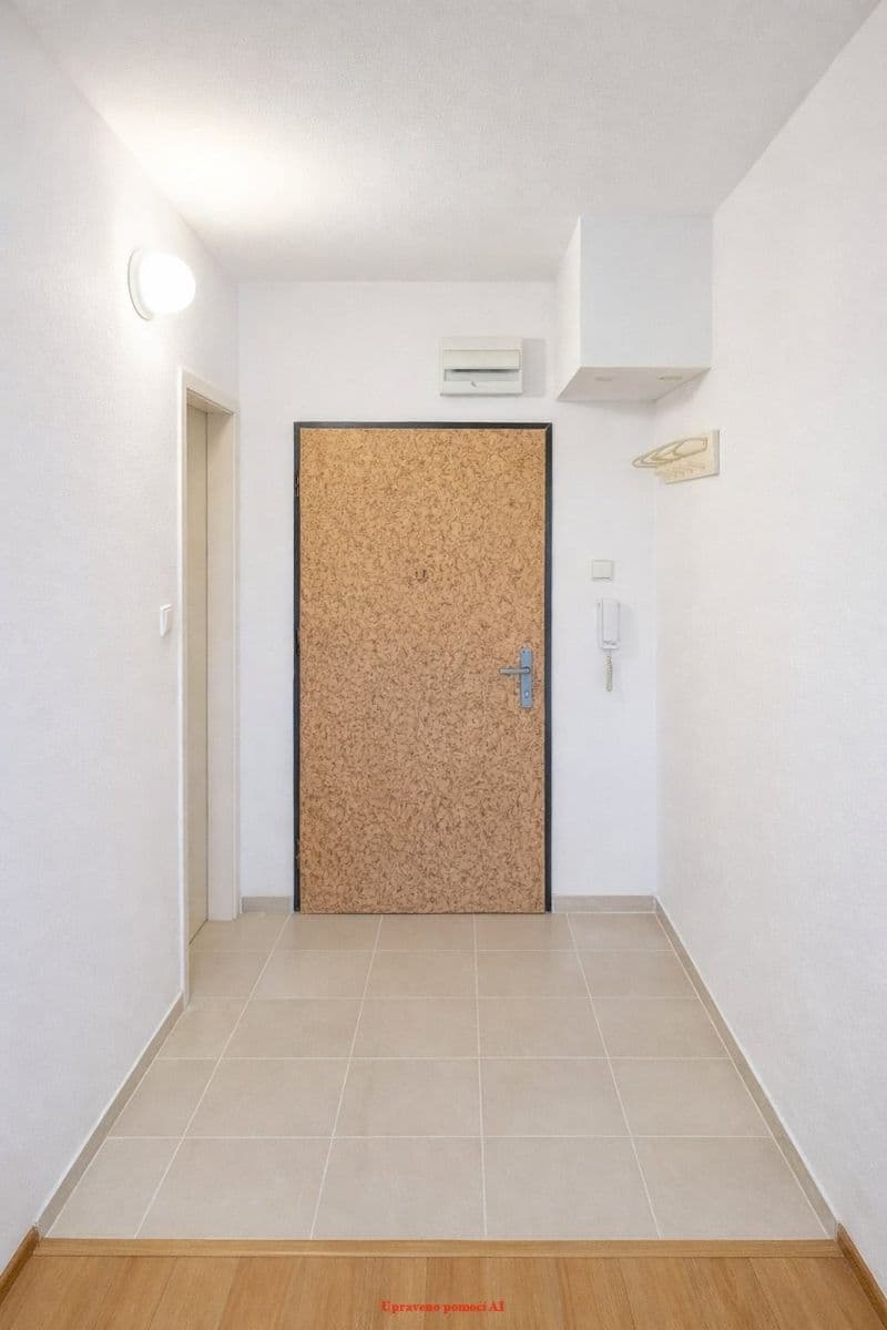 Pronájem bytu 1+kk 21 m², Nad Mostárnou, Frýdek-Místek, Moravskoslezský kraj Pronájem bytu 1+kk 21 m², Nad Mostárnou, Frýdek-Místek, Moravskoslezský kraj