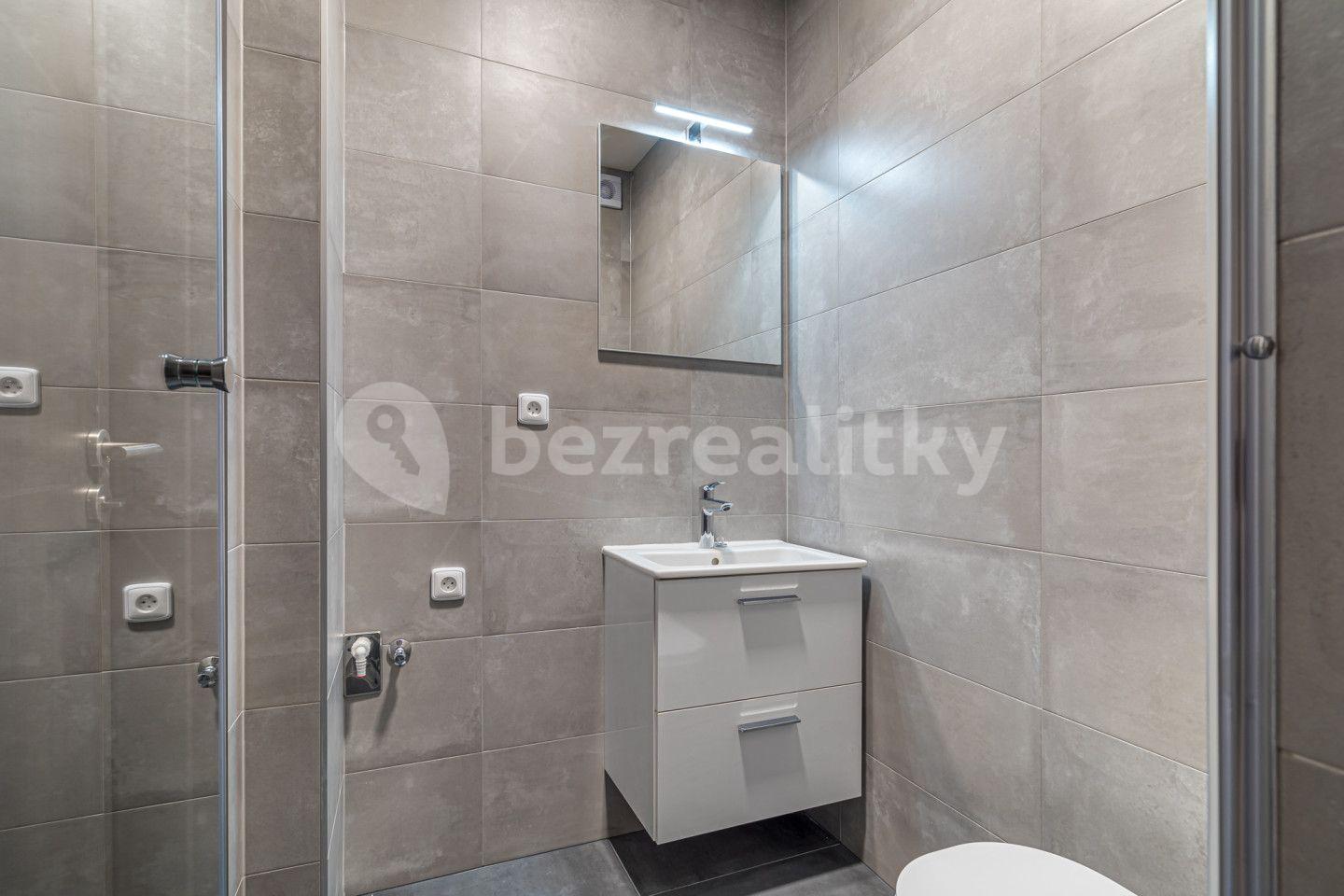Prodej bytu 2+1 55 m², Nádražní, Přerov, Olomoucký kraj