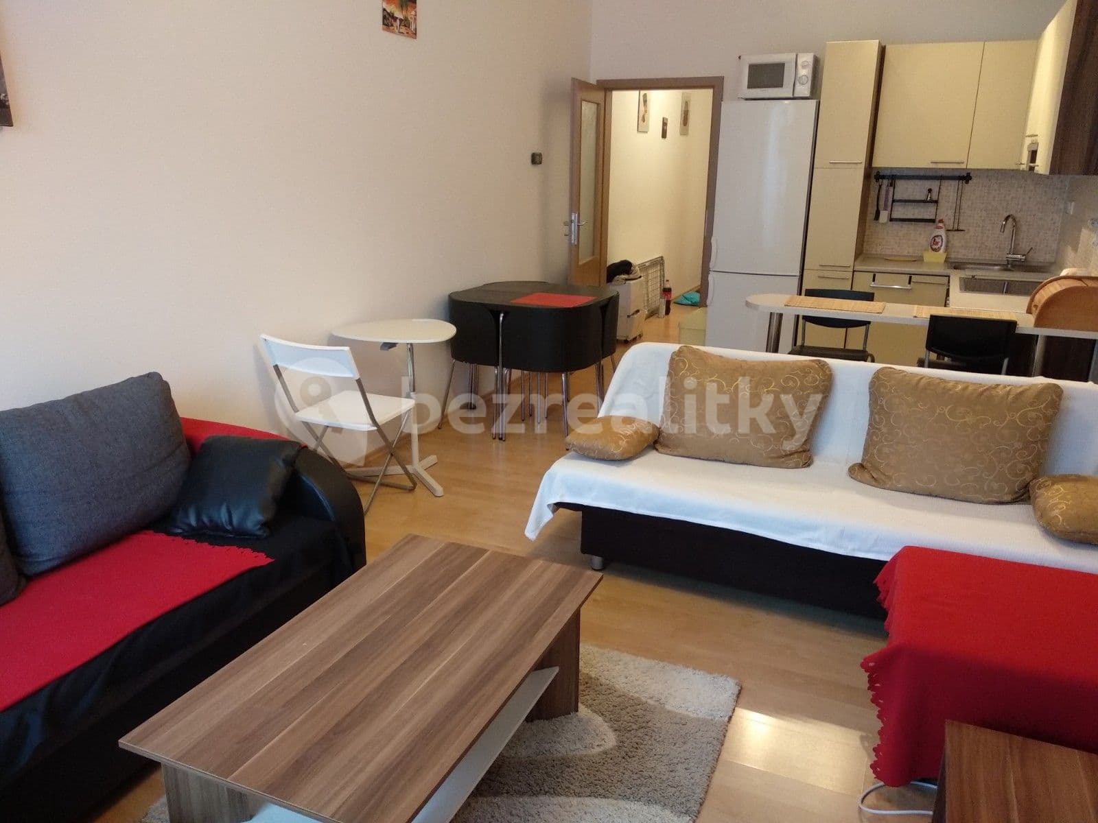 Pronájem bytu 1+kk 35 m², U Dráhy, Ostopovice, Jihomoravský kraj Pronájem bytu 1+kk 35 m², U Dráhy, Ostopovice, Jihomoravský kraj