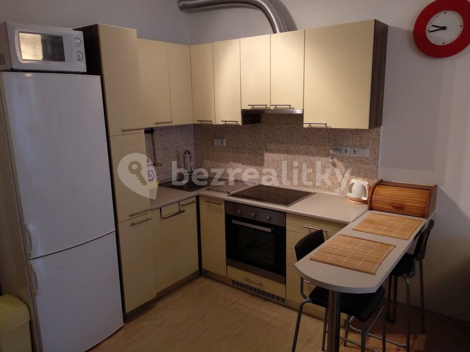 Pronájem bytu 1+kk 35 m², U Dráhy, Ostopovice, Jihomoravský kraj Pronájem bytu 1+kk 35 m², U Dráhy, Ostopovice, Jihomoravský kraj