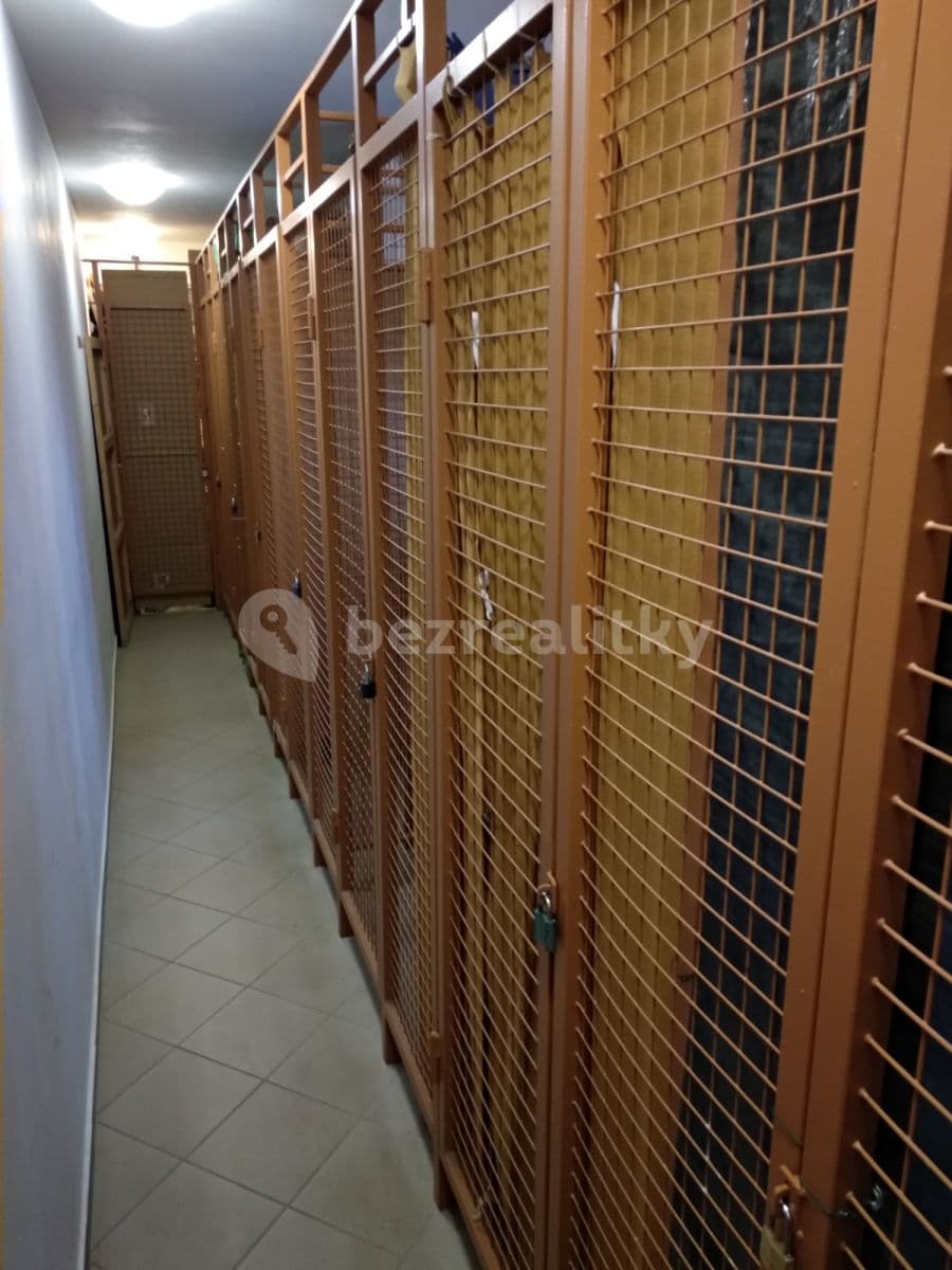 Pronájem bytu 1+kk 35 m², U Dráhy, Ostopovice, Jihomoravský kraj Pronájem bytu 1+kk 35 m², U Dráhy, Ostopovice, Jihomoravský kraj