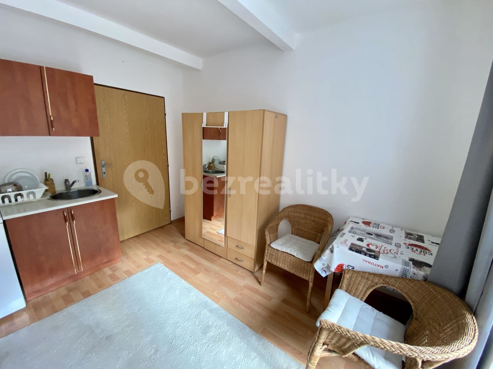 Pronájem bytu 1+kk 26 m², Buštěhradská, Praha, Praha Pronájem bytu 1+kk 26 m², Buštěhradská, Praha, Praha