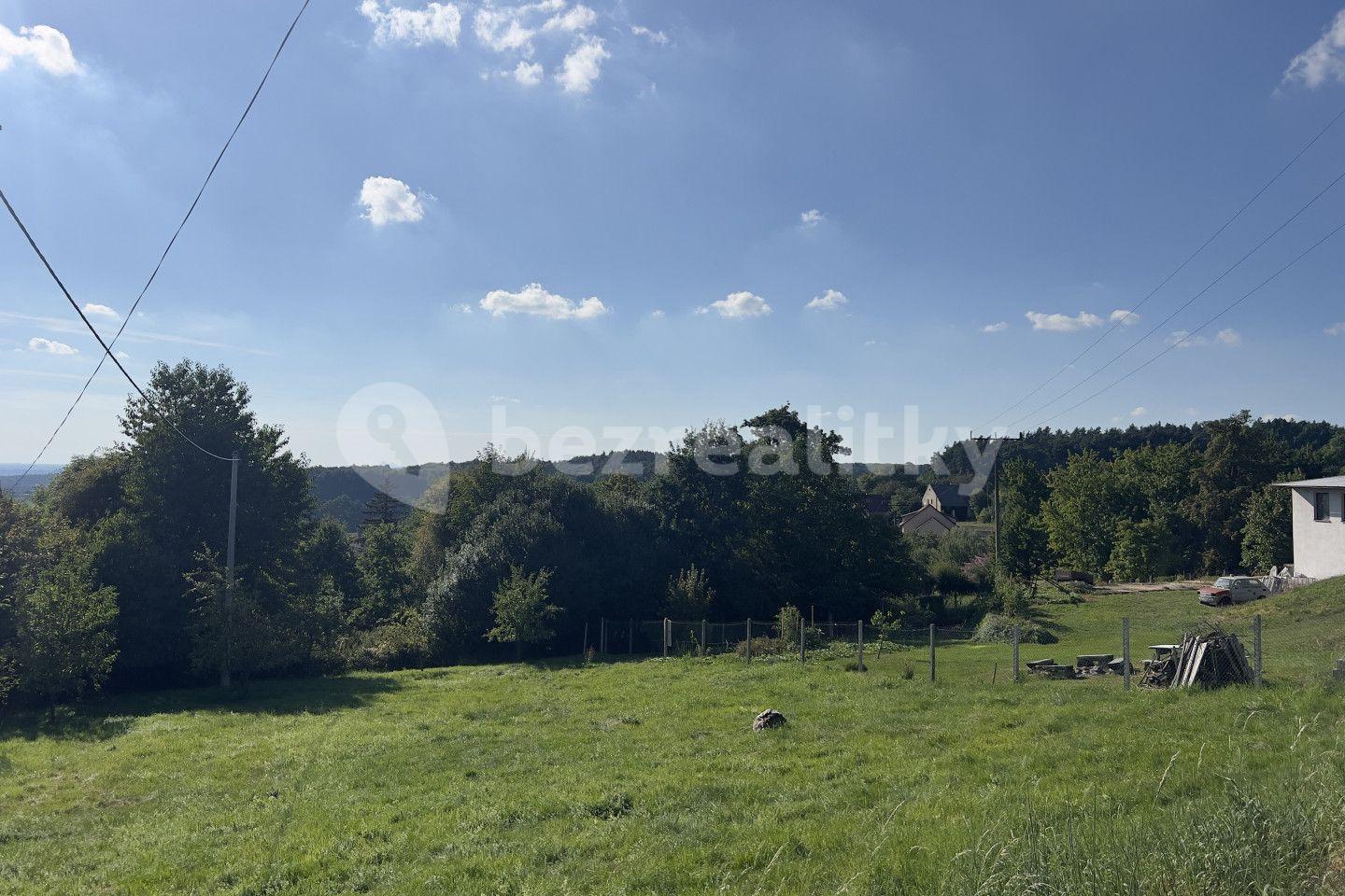 Prodej pozemku 1.330 m², Jenišovice, Liberecký kraj