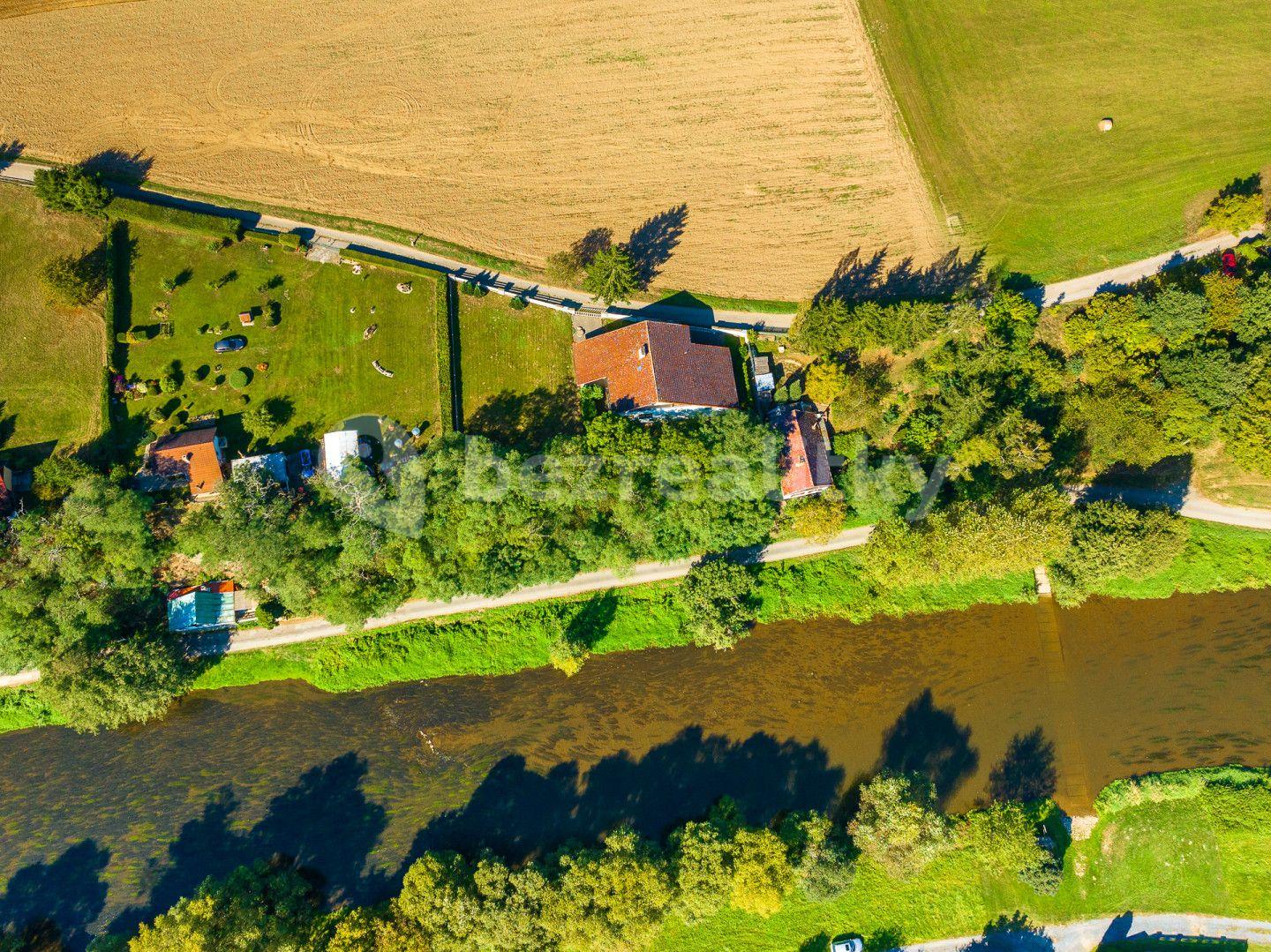 Prodej domu 180 m², pozemek 995 m², Vlastějovice, Středočeský kraj