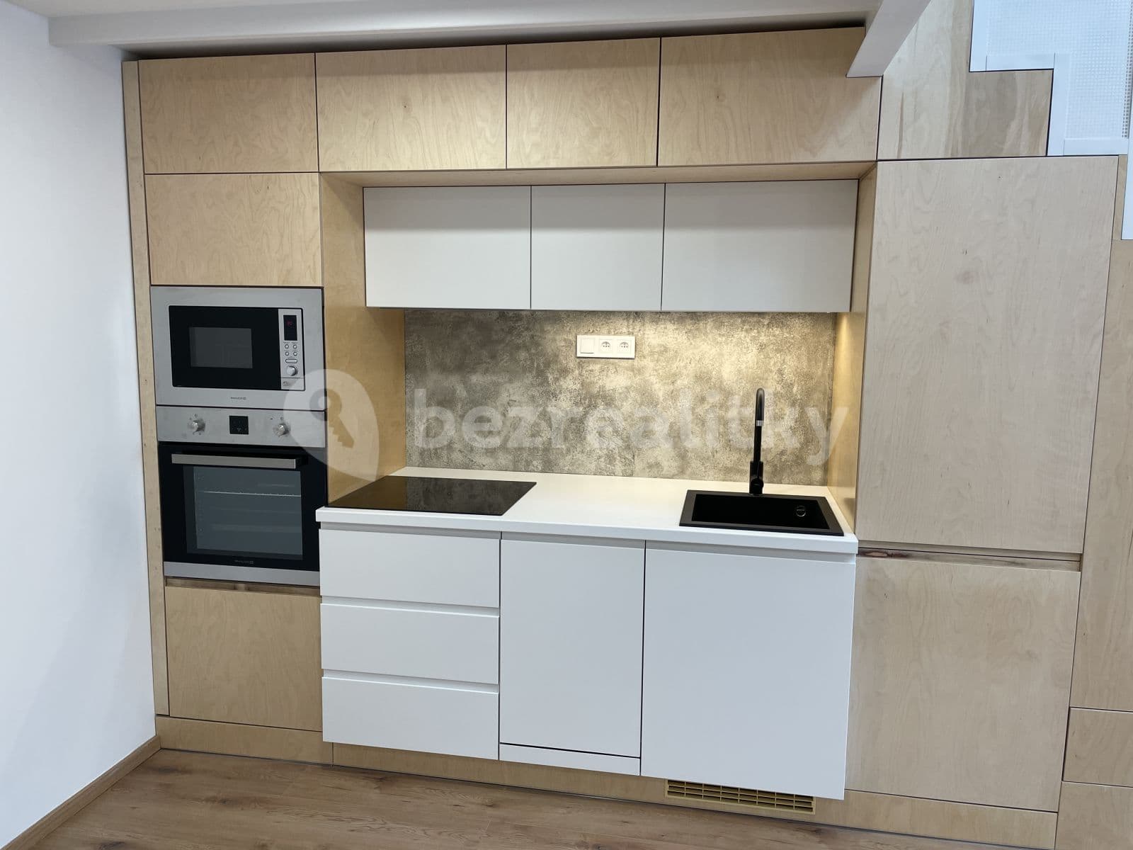 Pronájem bytu 2+kk 56 m², Legionářů, Praha, Praha Pronájem bytu 2+kk 56 m², Legionářů, Praha, Praha