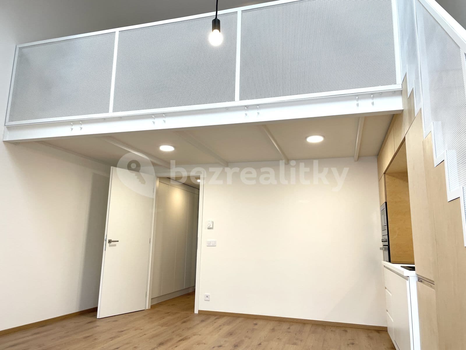 Pronájem bytu 2+kk 56 m², Legionářů, Praha, Praha Pronájem bytu 2+kk 56 m², Legionářů, Praha, Praha