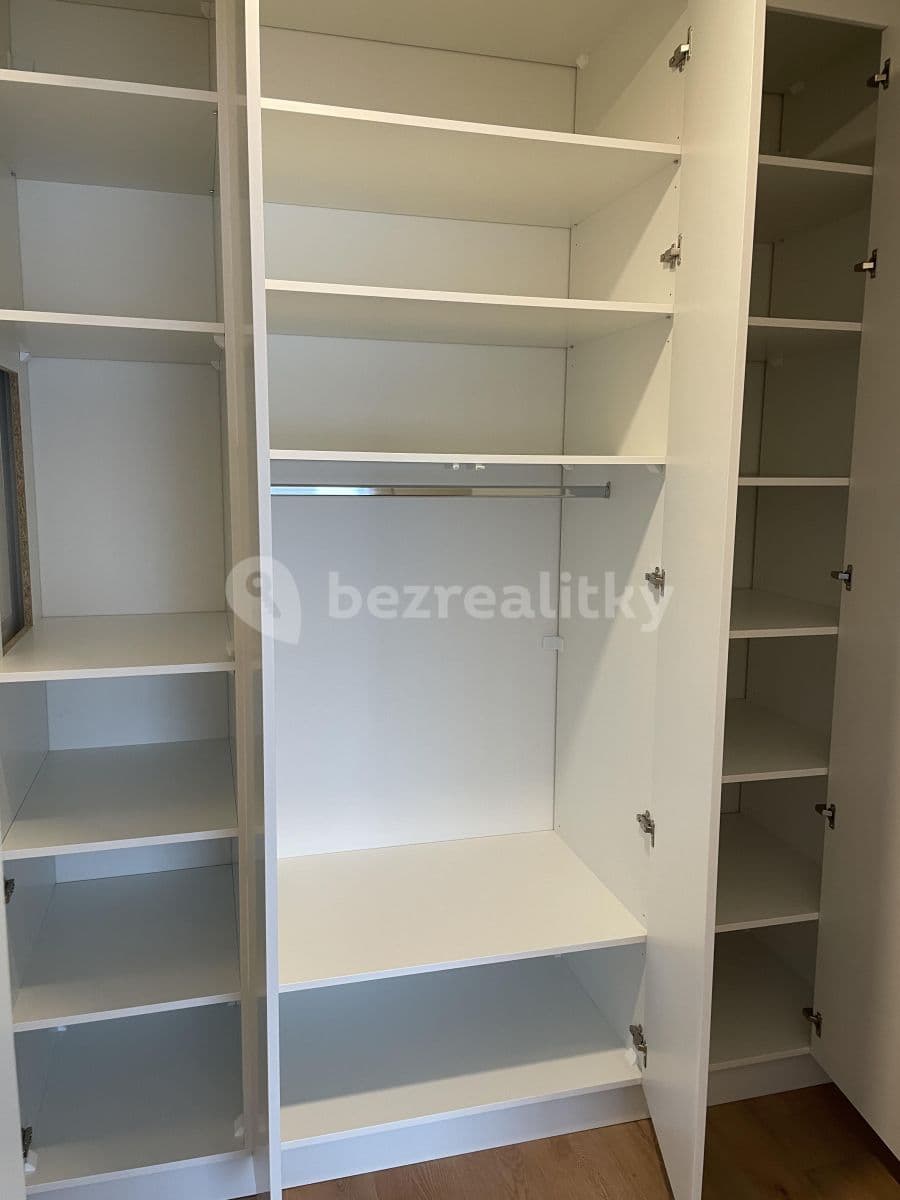 Pronájem bytu 2+kk 56 m², Legionářů, Praha, Praha Pronájem bytu 2+kk 56 m², Legionářů, Praha, Praha
