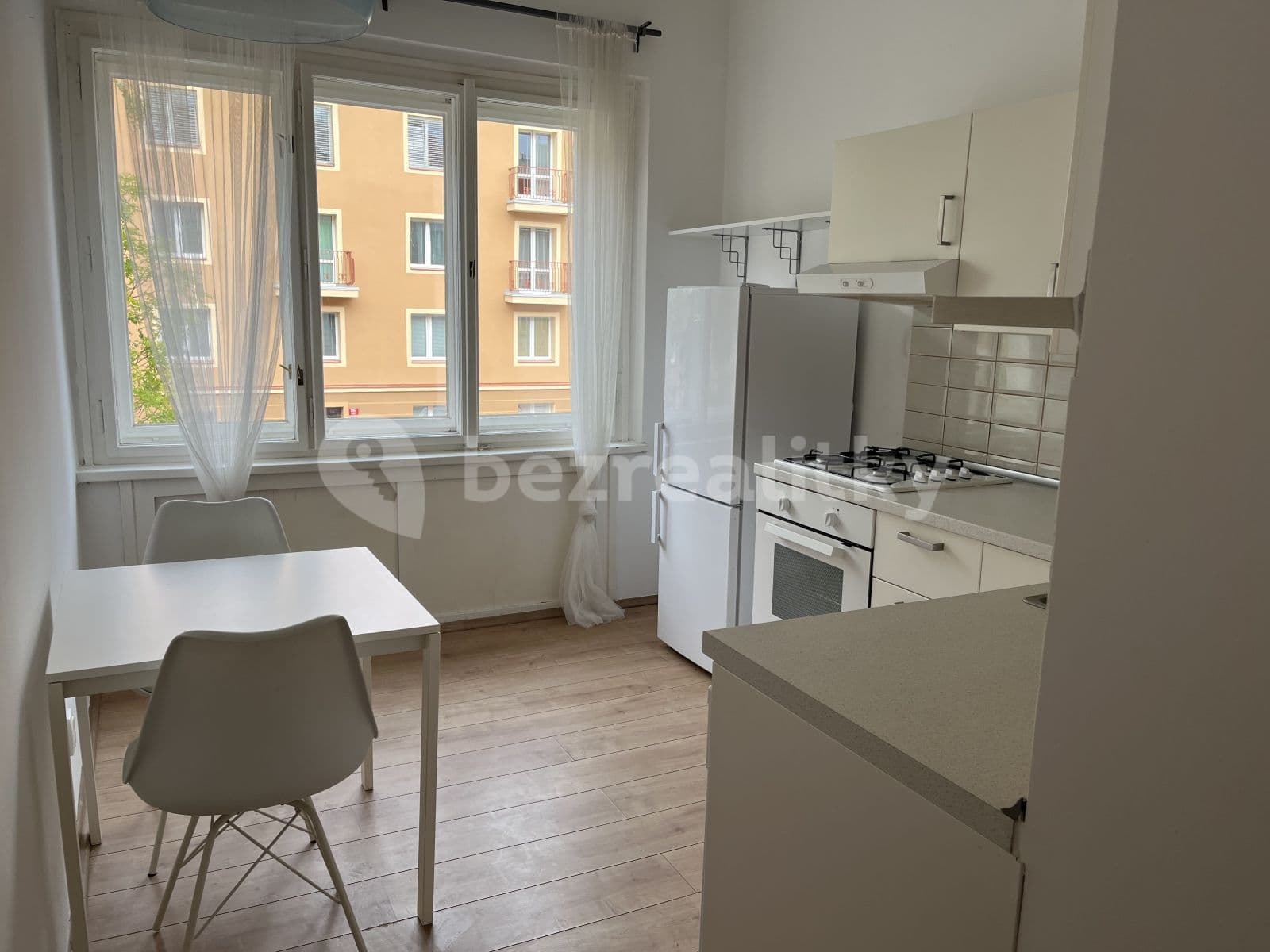 Pronájem bytu 1+1 40 m², Kladenská, Praha, Praha Pronájem bytu 1+1 40 m², Kladenská, Praha, Praha