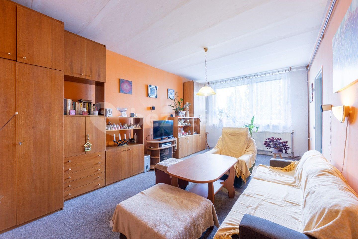 Prodej bytu 3+1 74 m², U Hačky, Chomutov, Ústecký kraj