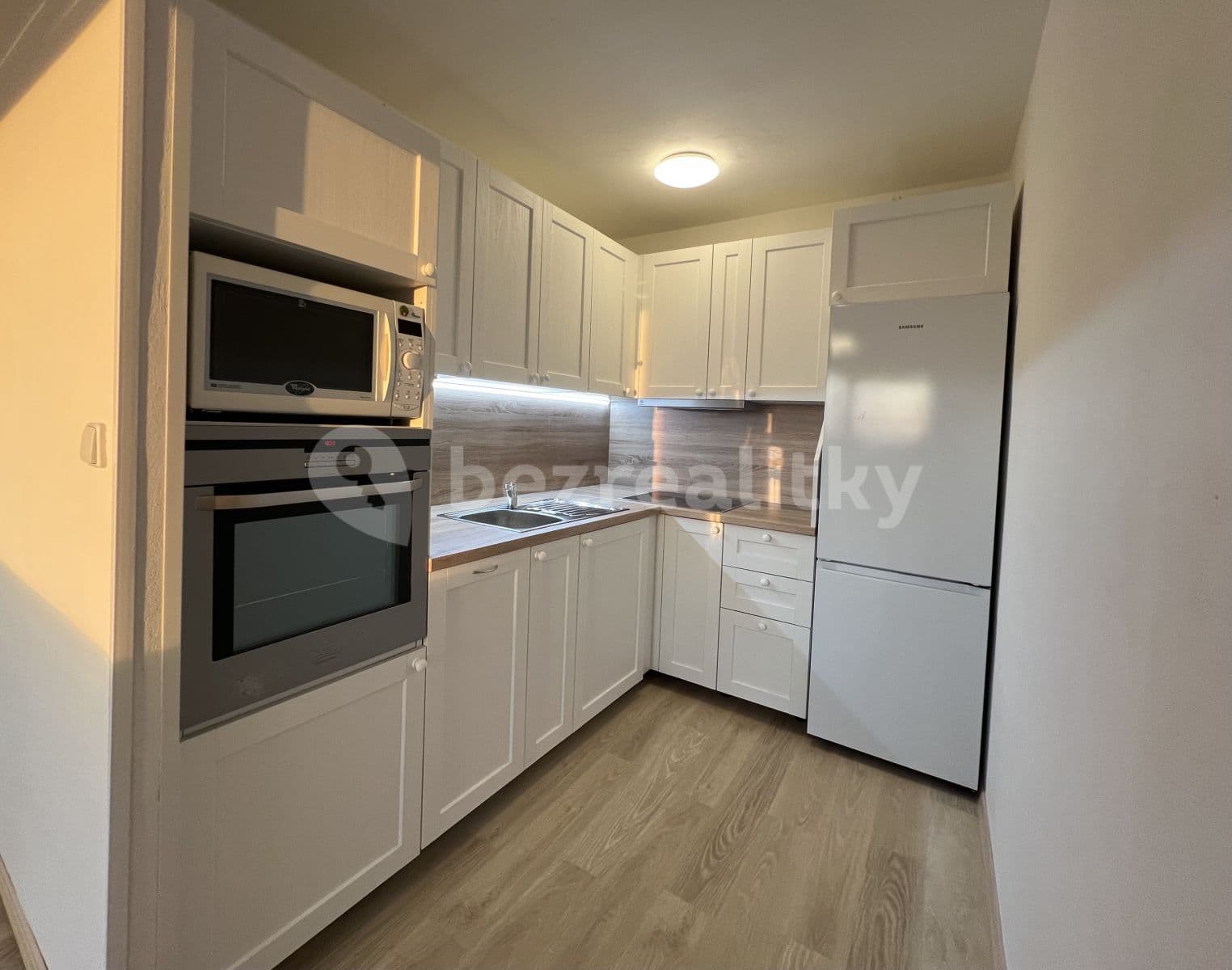 Pronájem bytu 2+kk 45 m², Na Chobotě, Praha, Praha Pronájem bytu 2+kk 45 m², Na Chobotě, Praha, Praha