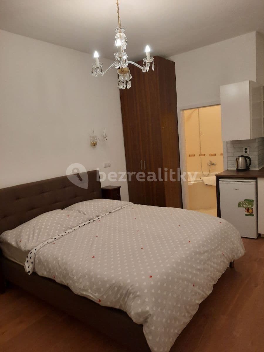 Pronájem bytu 1+kk 33 m², Salmovská, Praha, Praha Pronájem bytu 1+kk 33 m², Salmovská, Praha, Praha