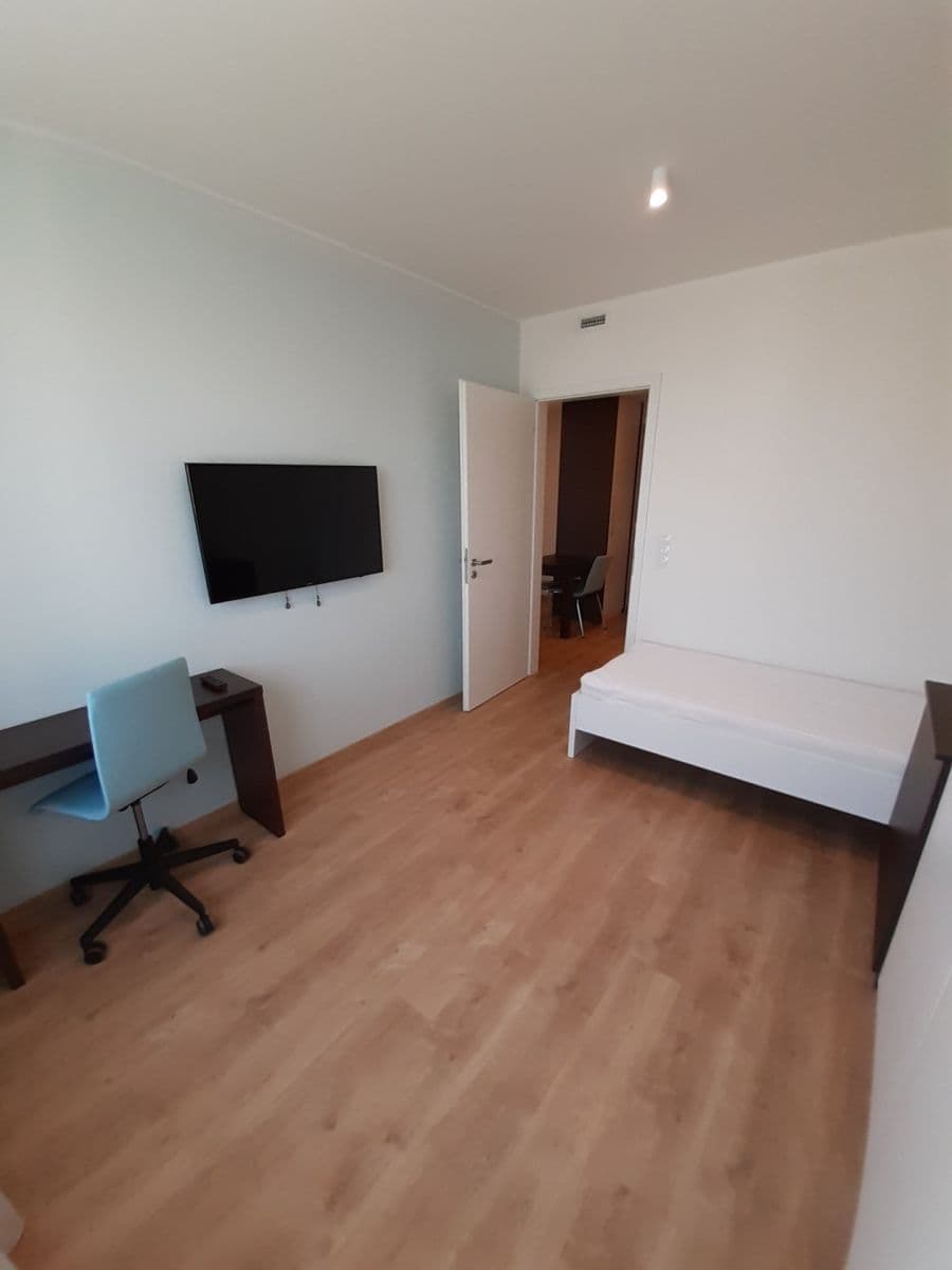 Pronájem bytu 2+1 41 m², Mukařovského, Praha, Praha Pronájem bytu 2+1 41 m², Mukařovského, Praha, Praha