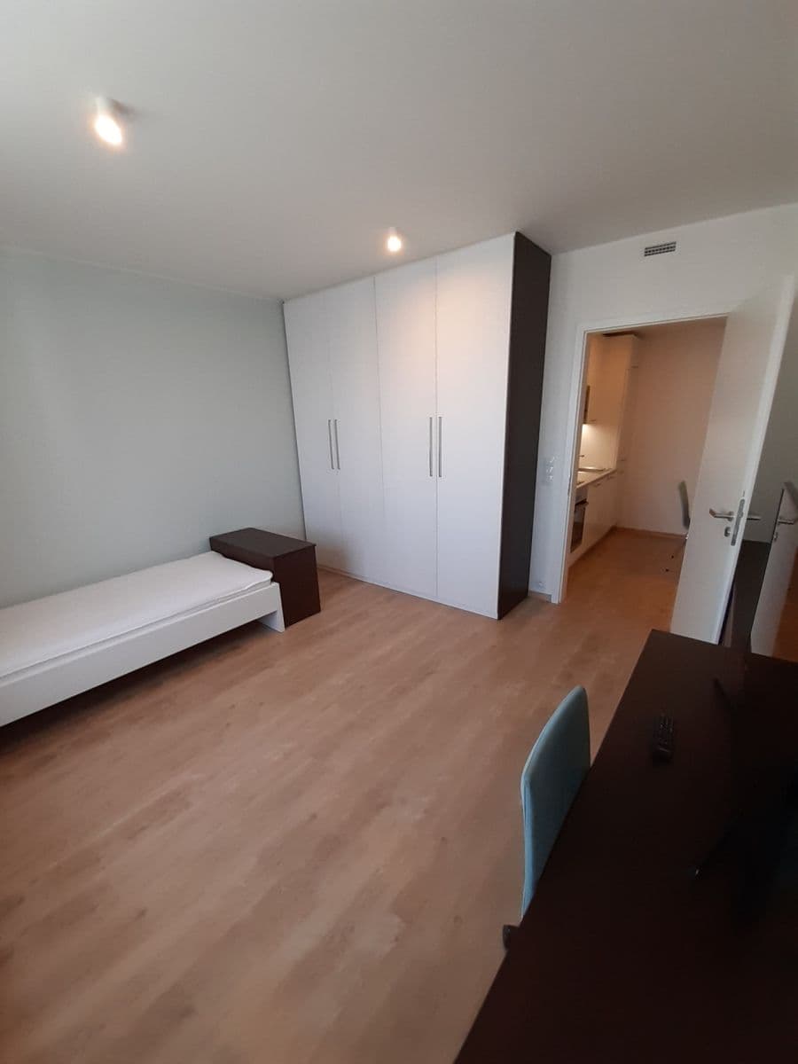 Pronájem bytu 2+1 41 m², Mukařovského, Praha, Praha Pronájem bytu 2+1 41 m², Mukařovského, Praha, Praha