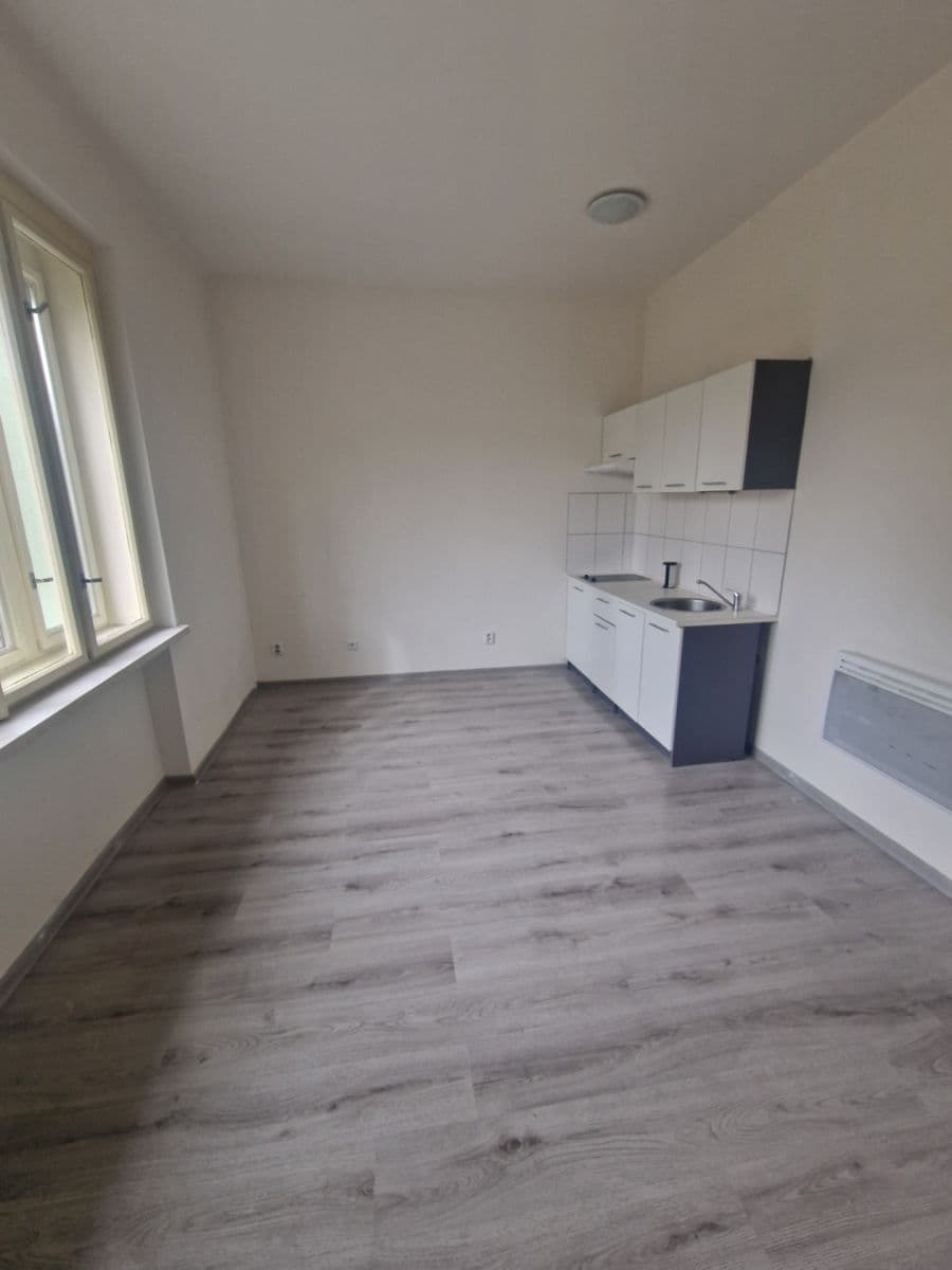 Pronájem bytu 1+kk 34 m², Kokořínská, Praha, Praha Pronájem bytu 1+kk 34 m², Kokořínská, Praha, Praha