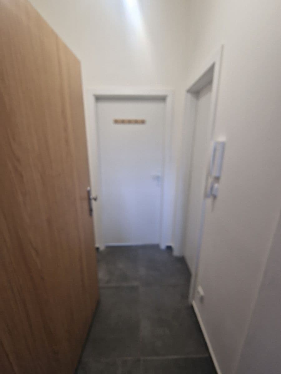 Pronájem bytu 1+kk 34 m², Kokořínská, Praha, Praha Pronájem bytu 1+kk 34 m², Kokořínská, Praha, Praha