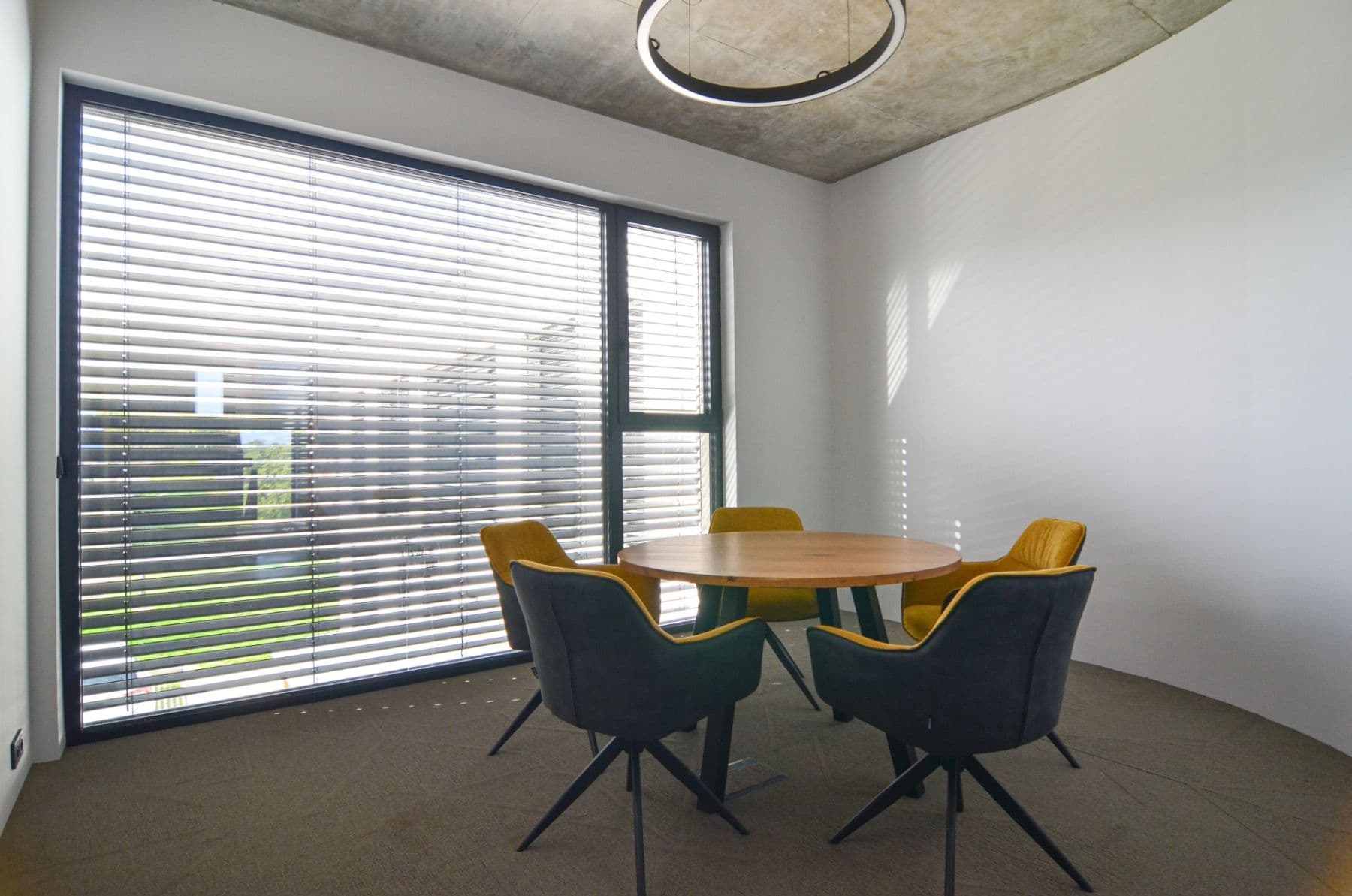 Pronájem kanceláře 20 m², Luční, Modřice, Jihomoravský kraj Pronájem kanceláře 20 m², Luční, Modřice, Jihomoravský kraj