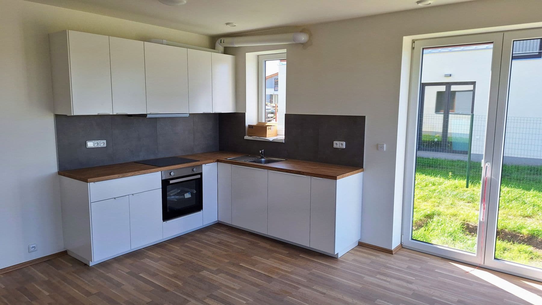 Pronájem domu 97 m², pozemek 281 m², Svinaře, Středočeský kraj Pronájem domu 97 m², pozemek 281 m², Svinaře, Středočeský kraj