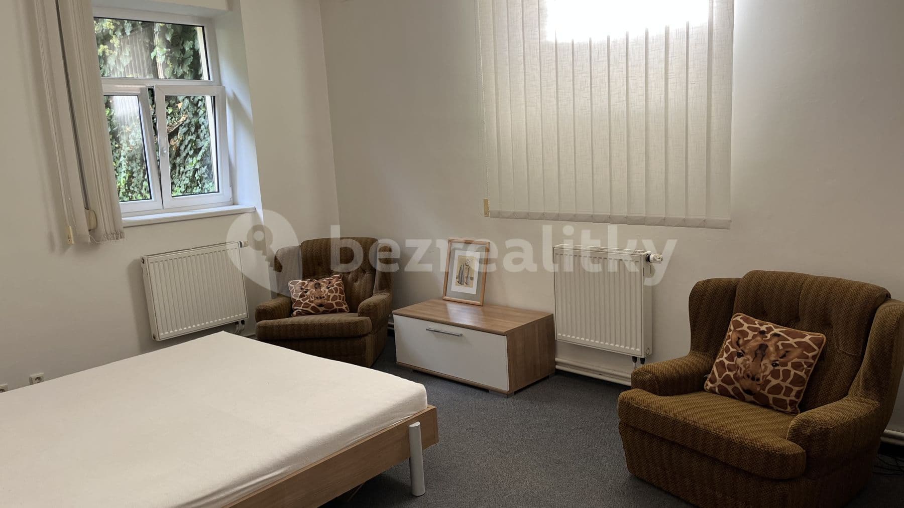 Pronájem bytu 80 m², Cetyňská, Praha, Praha Pronájem bytu 80 m², Cetyňská, Praha, Praha