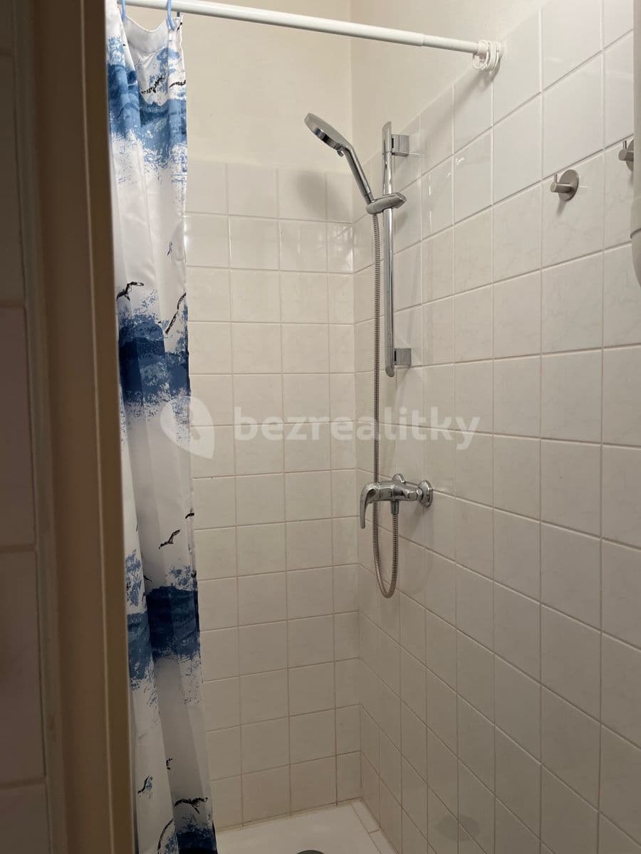 Pronájem bytu 80 m², Cetyňská, Praha, Praha Pronájem bytu 80 m², Cetyňská, Praha, Praha