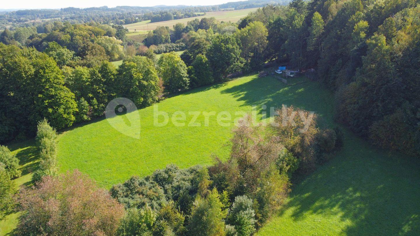 Prodej pozemku 3.686 m², Chotěvice, Královéhradecký kraj