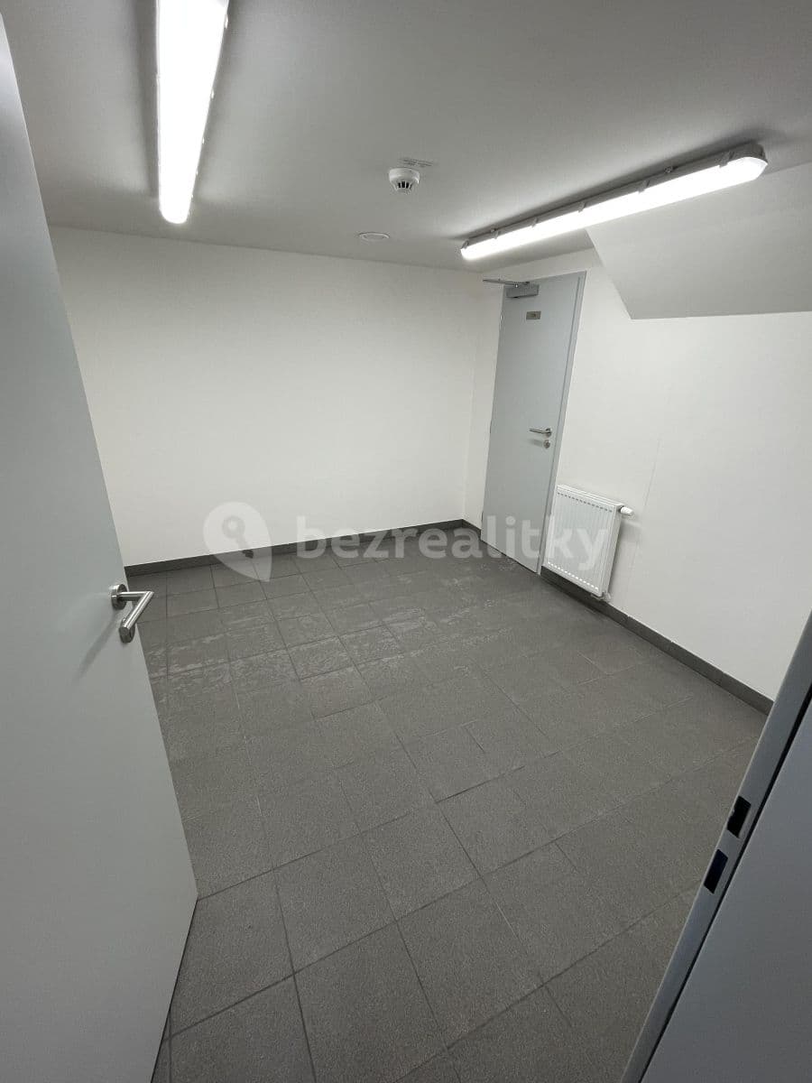 Pronájem bytu 1+kk 38 m², Ve Lhotce, Praha, Praha Pronájem bytu 1+kk 38 m², Ve Lhotce, Praha, Praha