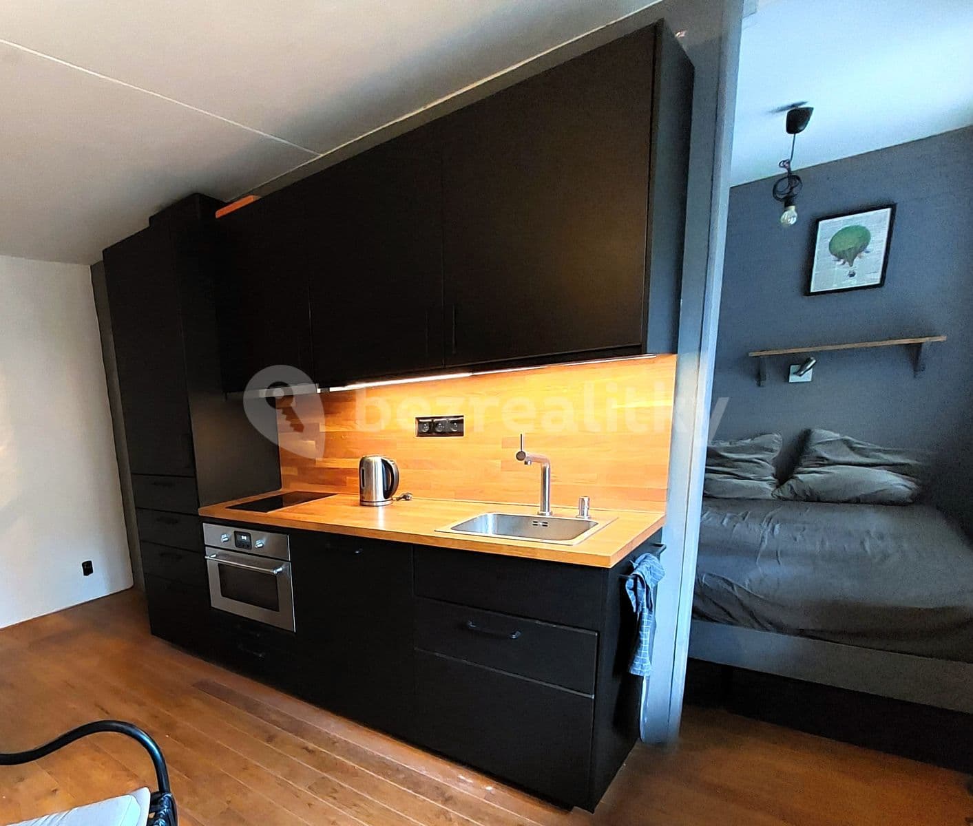 Pronájem bytu 1+kk 27 m², Českolipská, Praha, Praha Pronájem bytu 1+kk 27 m², Českolipská, Praha, Praha