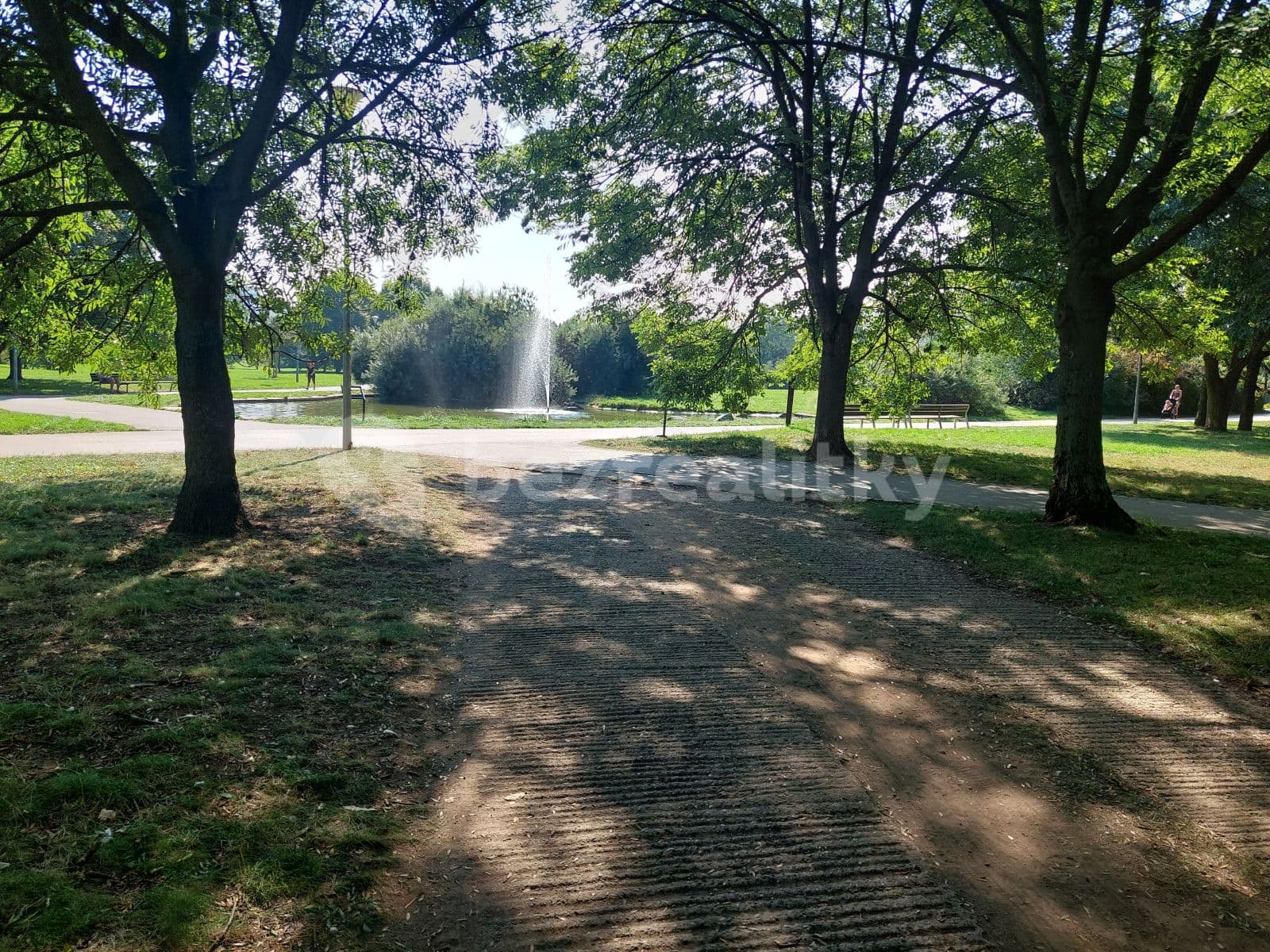 Pronájem bytu 1+kk 27 m², Českolipská, Praha, Praha Pronájem bytu 1+kk 27 m², Českolipská, Praha, Praha