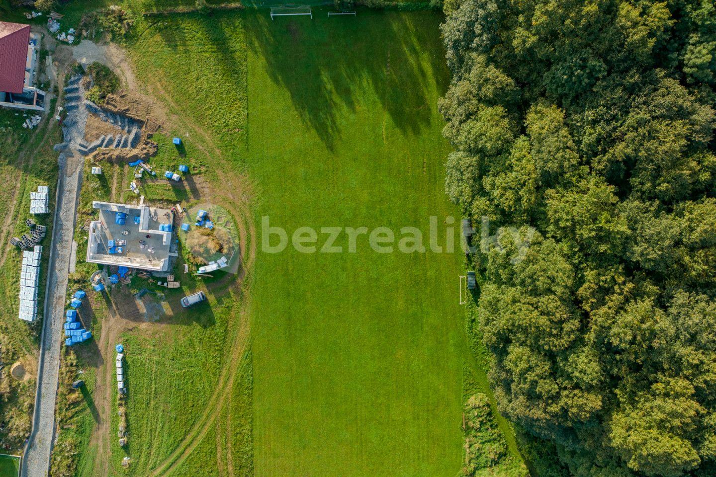 Prodej pozemku 1.745 m², Valašské Meziříčí, Zlínský kraj