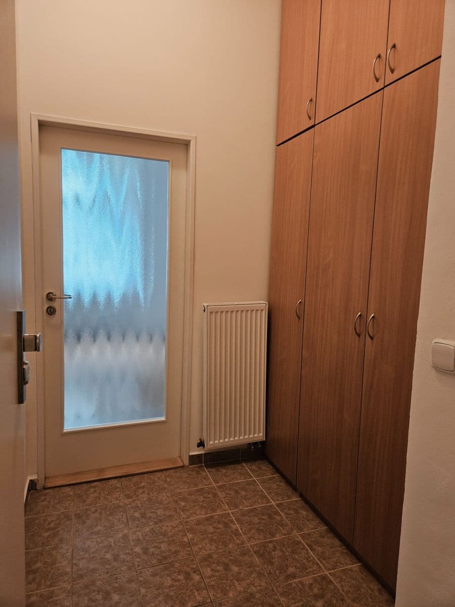 Pronájem bytu 2+kk 36 m², Sochařská, Praha, Praha Pronájem bytu 2+kk 36 m², Sochařská, Praha, Praha