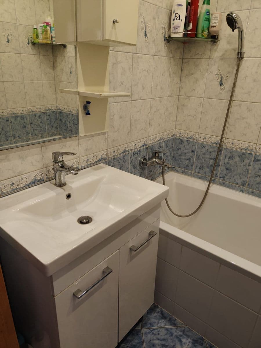 Prodej bytu 2+1 60 m², Ahepjukova, Ostrava, Moravskoslezský kraj Prodej bytu 2+1 60 m², Ahepjukova, Ostrava, Moravskoslezský kraj