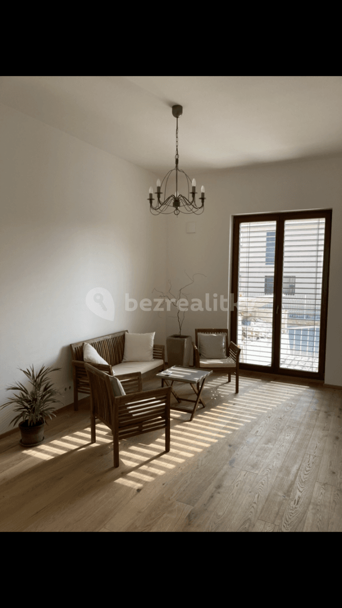 Pronájem bytu 2+kk 62 m², Přátelství, Praha, Praha Pronájem bytu 2+kk 62 m², Přátelství, Praha, Praha
