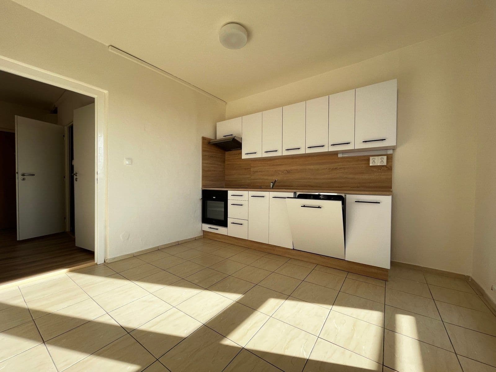 Pronájem bytu 3+1 67 m², Masarykova třída, Orlová, Moravskoslezský kraj Pronájem bytu 3+1 67 m², Masarykova třída, Orlová, Moravskoslezský kraj