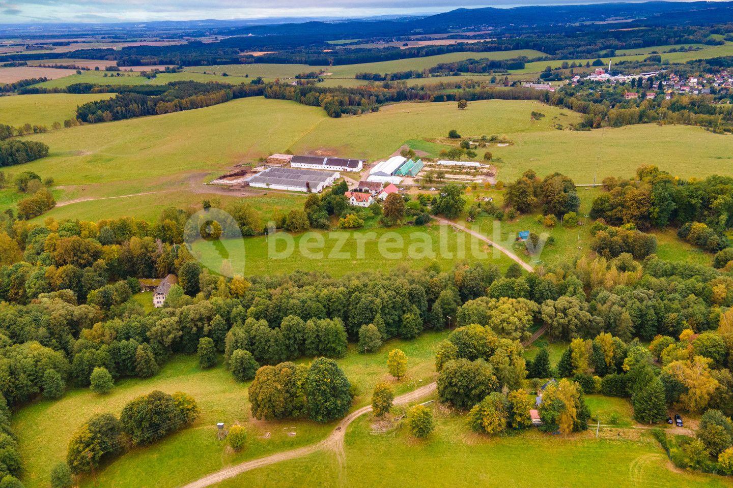 Prodej pozemku 1.899 m², Luby, Karlovarský kraj