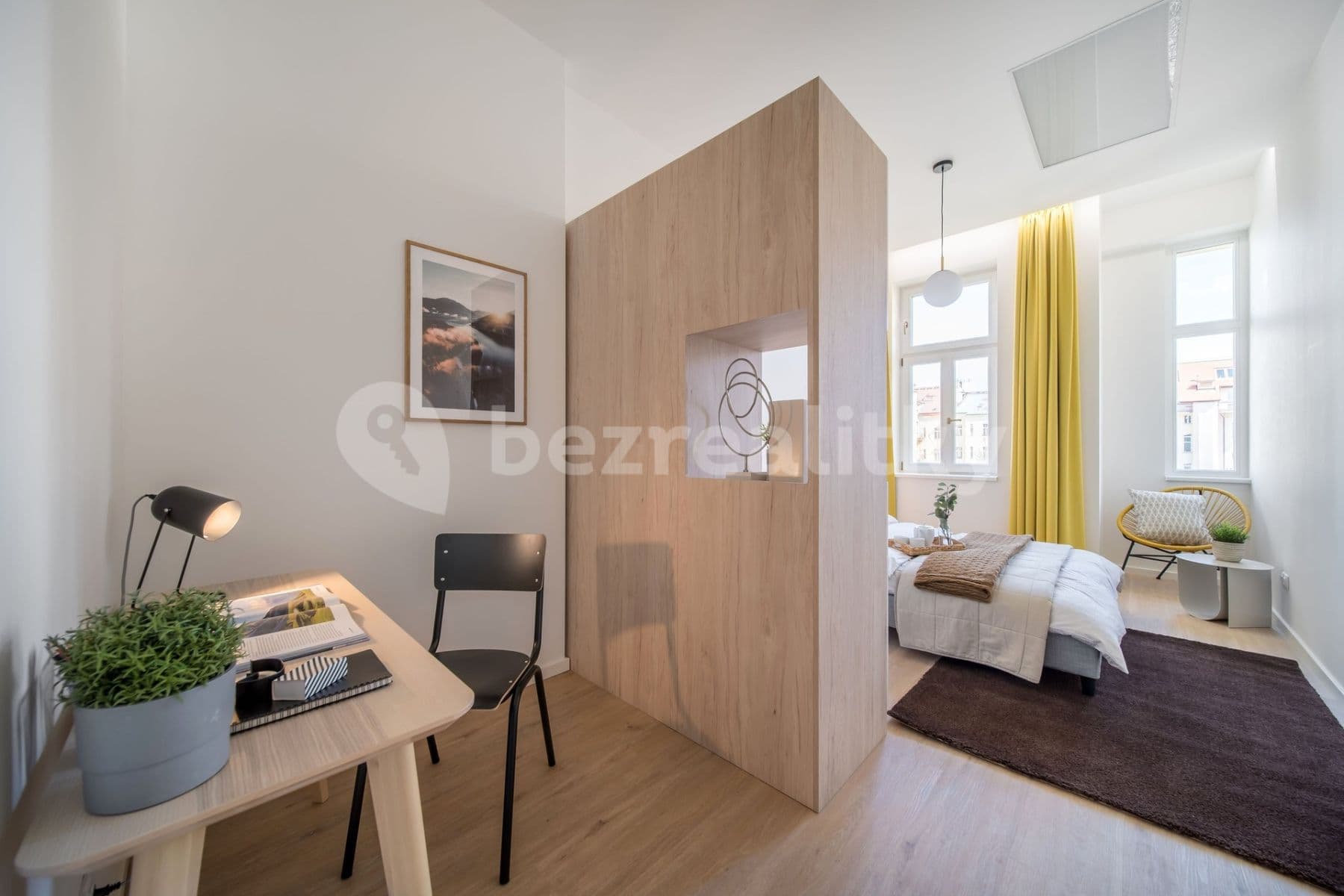 Pronájem bytu 1+kk 27 m², Chodská, Praha, Praha