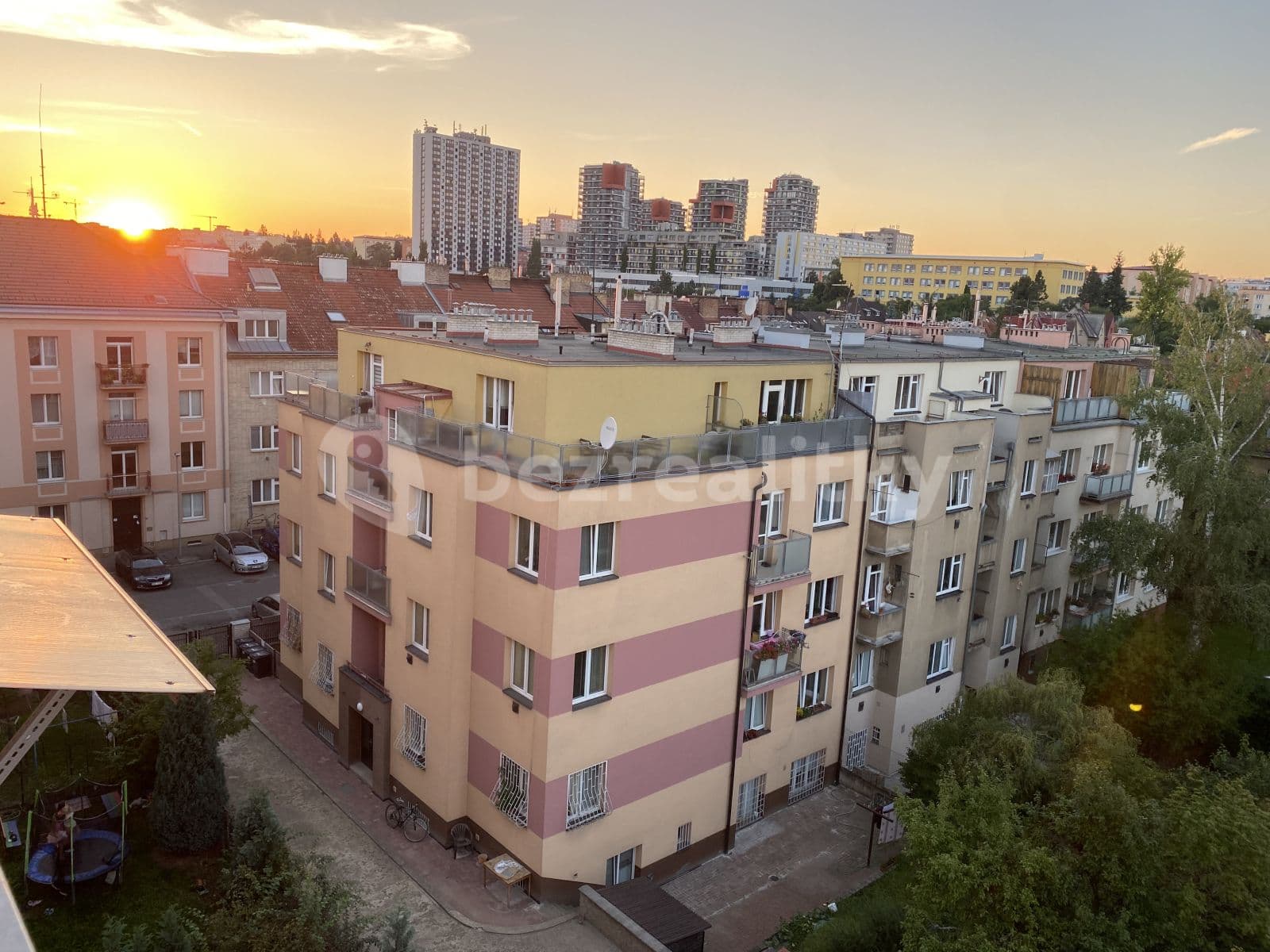 Pronájem bytu 2+1 56 m², Černokostelecká, Praha, Praha Pronájem bytu 2+1 56 m², Černokostelecká, Praha, Praha