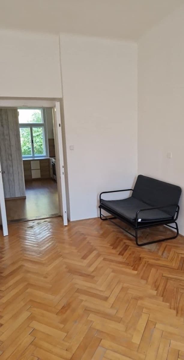 Pronájem bytu 1+1 33 m², Plzeňská, Praha, Praha Pronájem bytu 1+1 33 m², Plzeňská, Praha, Praha