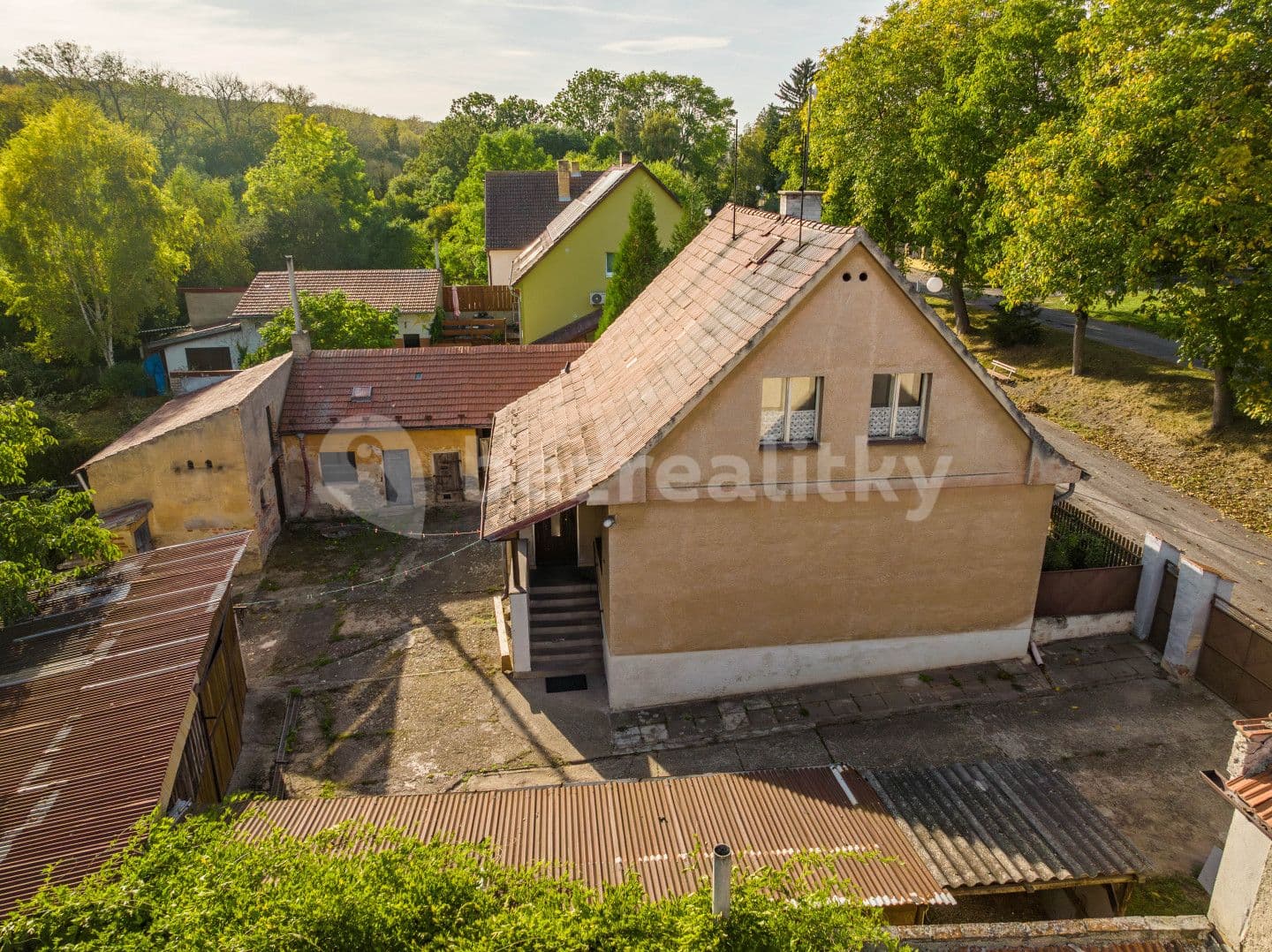 Prodej domu 80 m², pozemek 1.660 m², Vraný, Středočeský kraj