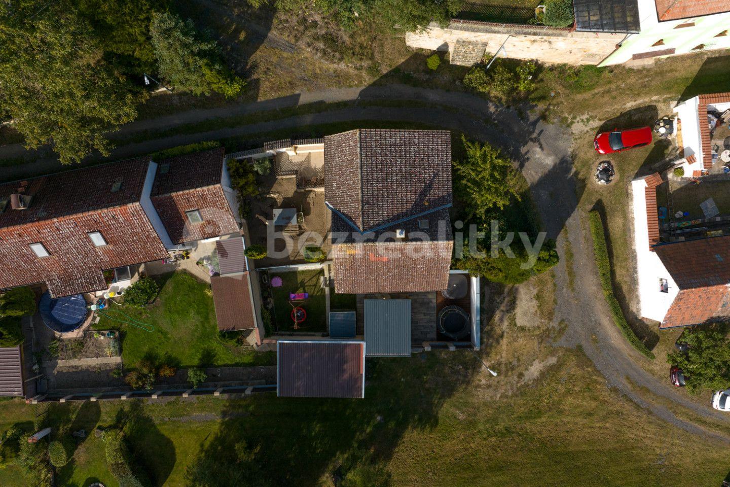 Prodej domu 87 m², pozemek 216 m², Peruc, Ústecký kraj
