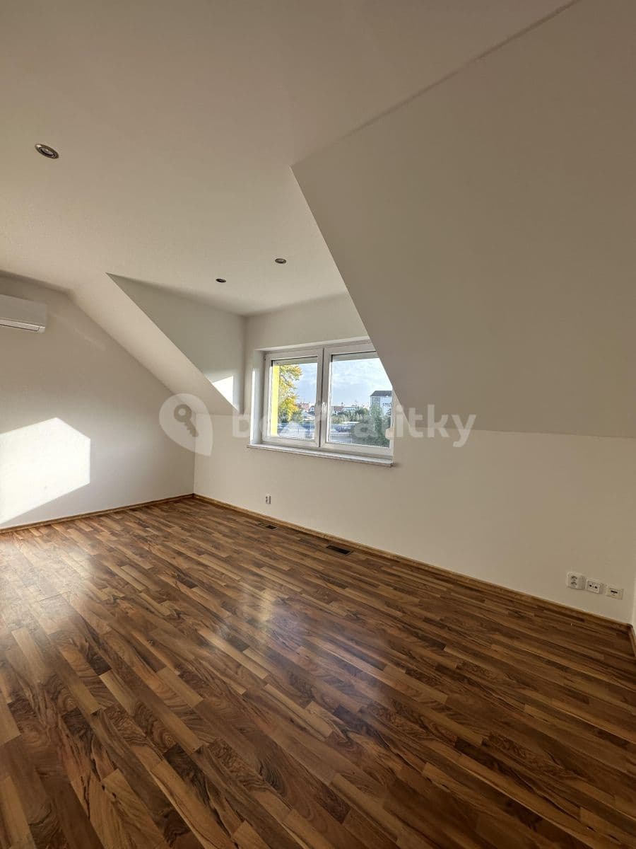 Pronájem kanceláře 16 m², Olomoucká, Prostějov, Olomoucký kraj Pronájem kanceláře 16 m², Olomoucká, Prostějov, Olomoucký kraj
