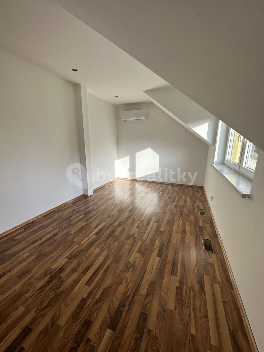 Pronájem kanceláře 16 m², Olomoucká, Prostějov, Olomoucký kraj Pronájem kanceláře 16 m², Olomoucká, Prostějov, Olomoucký kraj