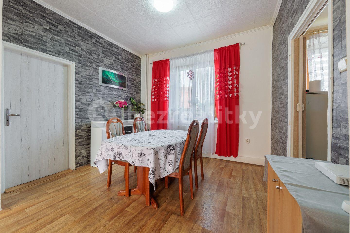 Prodej bytu 3+1 86 m², Sklářská, Březová, Karlovarský kraj